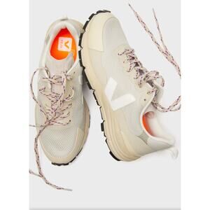 VEJA Natural White Dekkan Sneakers Shoes in Natural White // 10